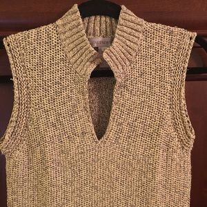 Jones New York sleeveless v neck sweater, EUC, S